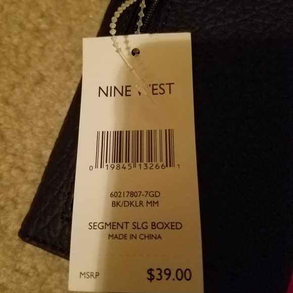 Wallet - Picture 5 of 6